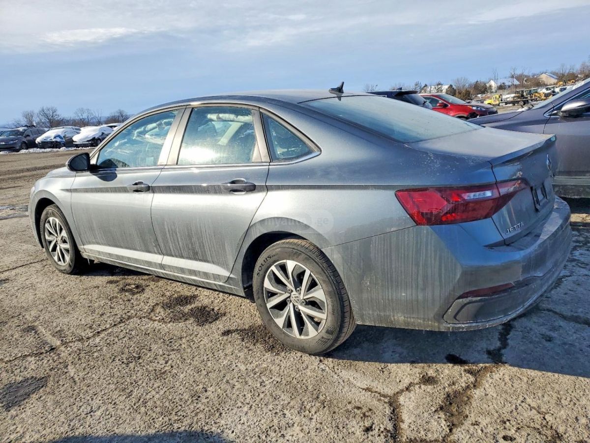 Volkswagen Jetta 2023 — photo 2