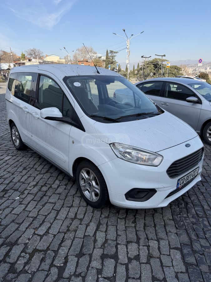 Ford Tourneo Courier 2019 — photo 2