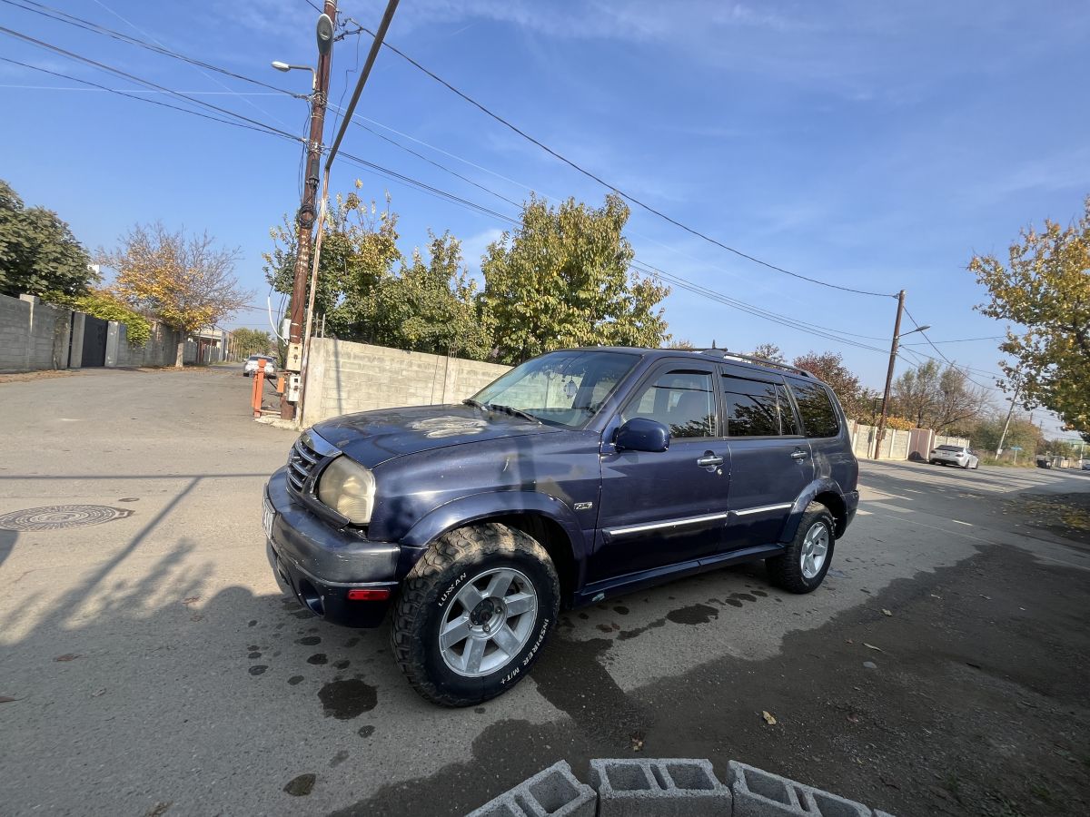 Suzuki XL7 2002 — photo 2