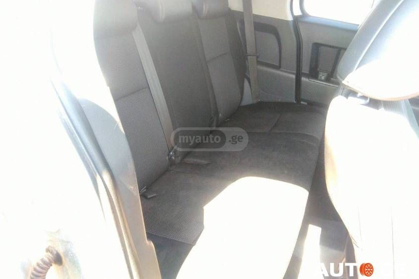Toyota FJ Cruiser 2006 — photo 2