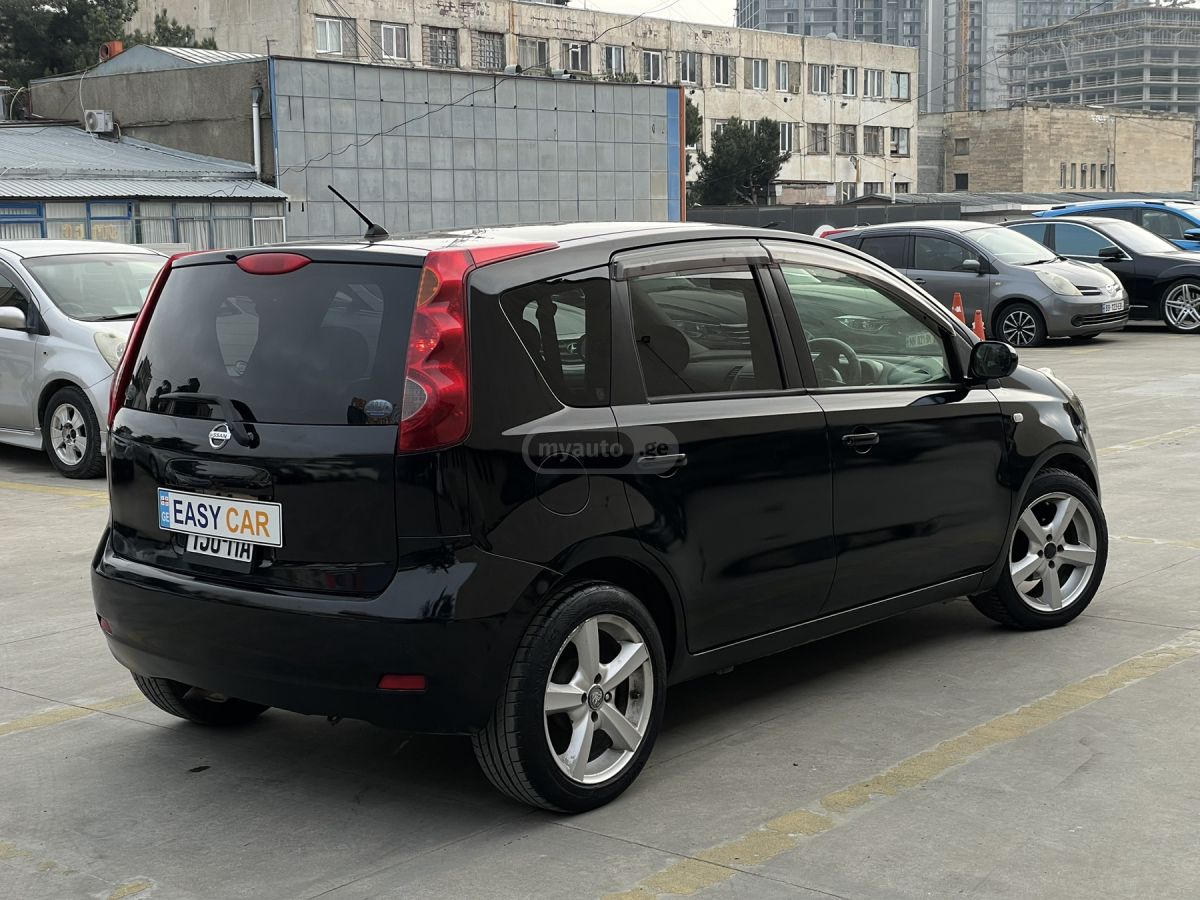 Nissan Note 2006 — photo 2