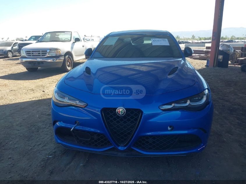 Alfa Romeo Giulia 2024 — photo 2