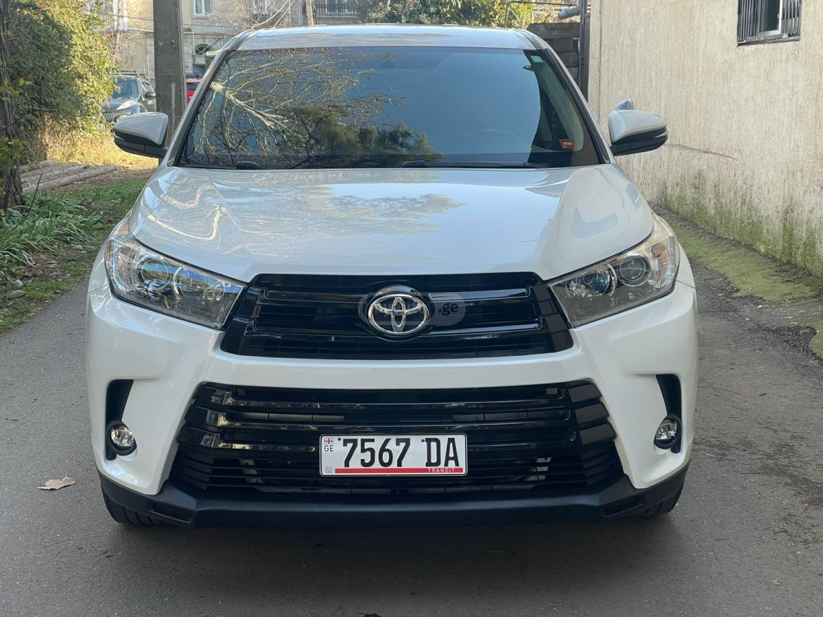 Toyota Highlander 2015 — photo 2