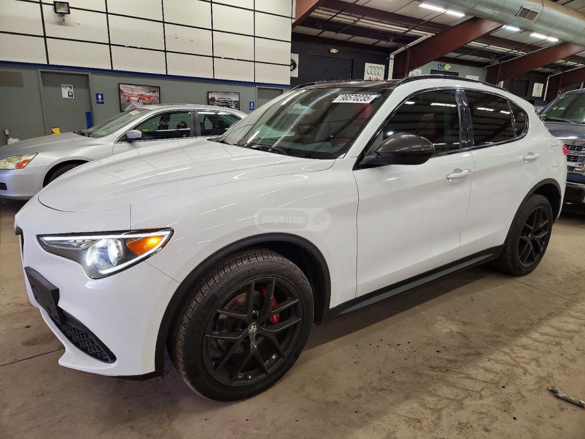 Alfa Romeo Stelvio