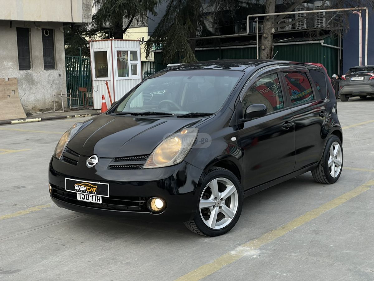 Nissan Note 2006 — photo 2