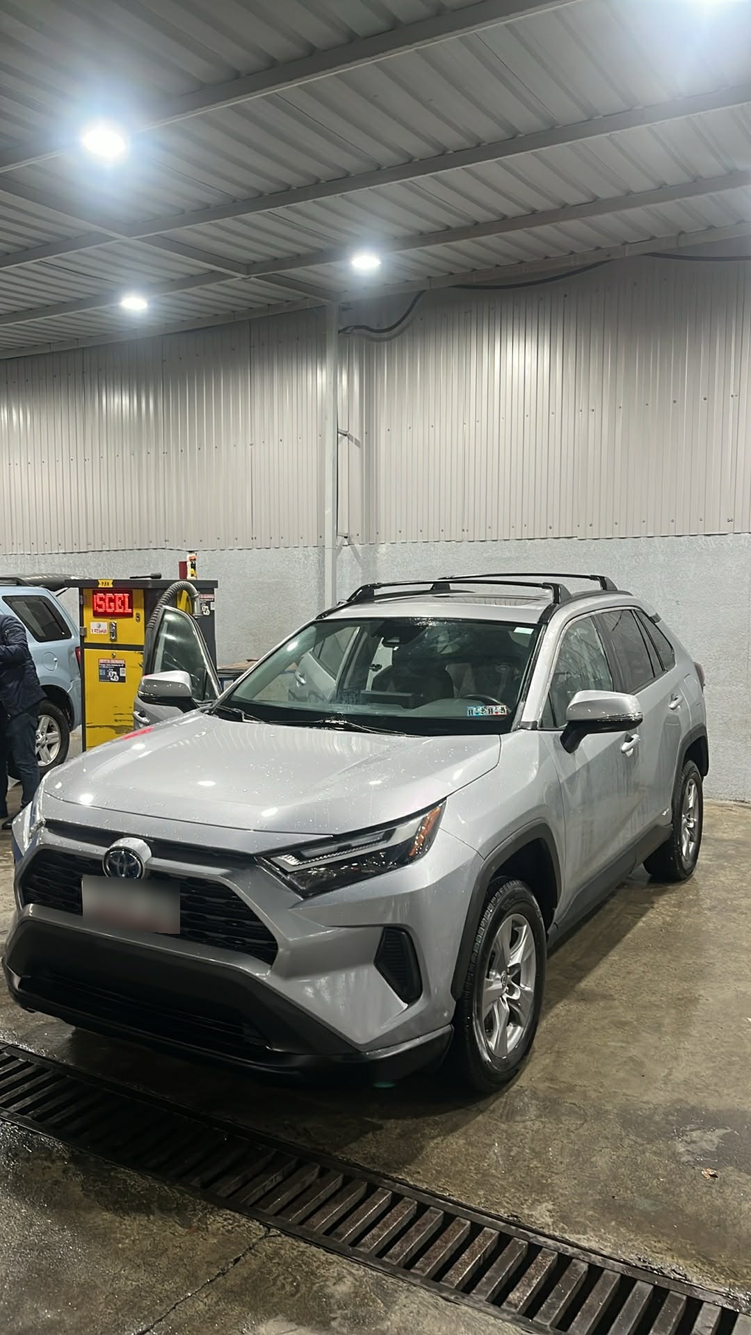Toyota RAV 4 2021 — photo 2