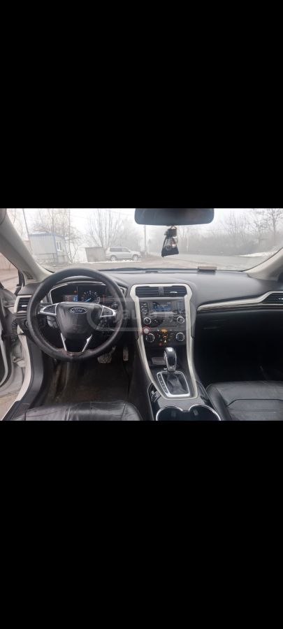 Ford Fusion 2013 — photo 2