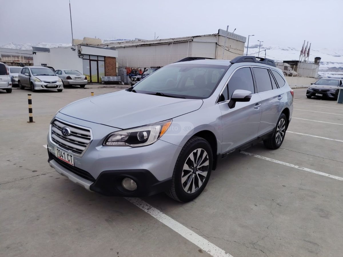 Subaru Outback 2016 — photo 2