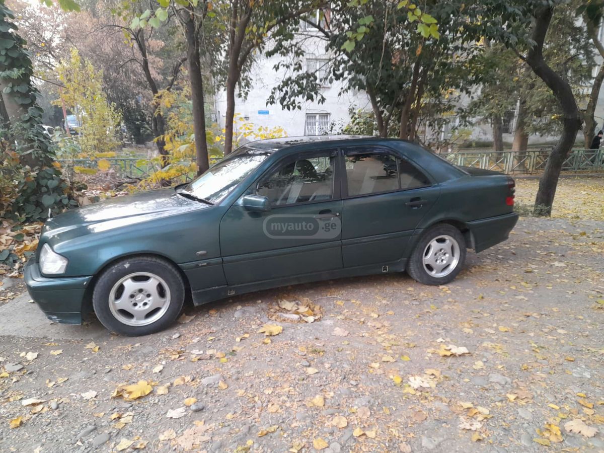 Mercedes-Benz C 202 1998 — photo 2