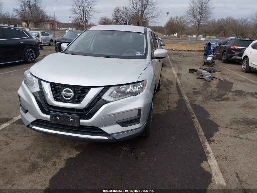 Nissan Rogue 2018 — photo 2