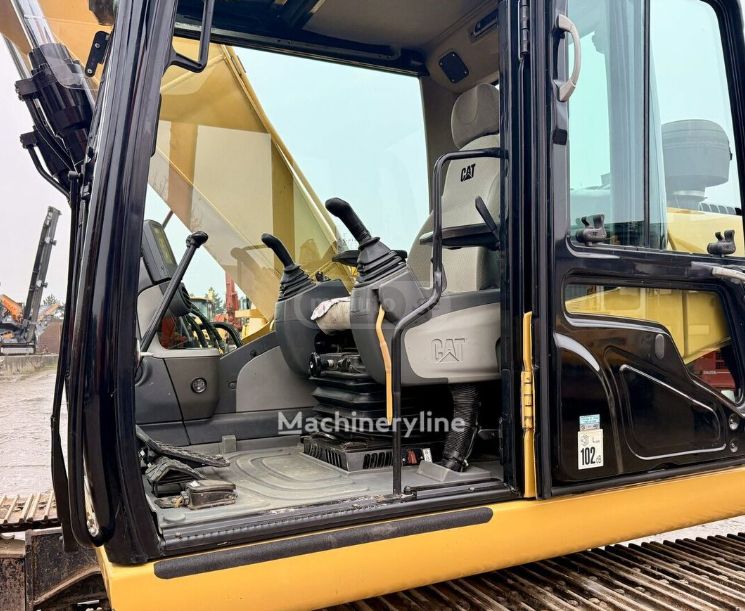 Caterpillar 323 - Tier 4 / Stage V 2007 — photo 2
