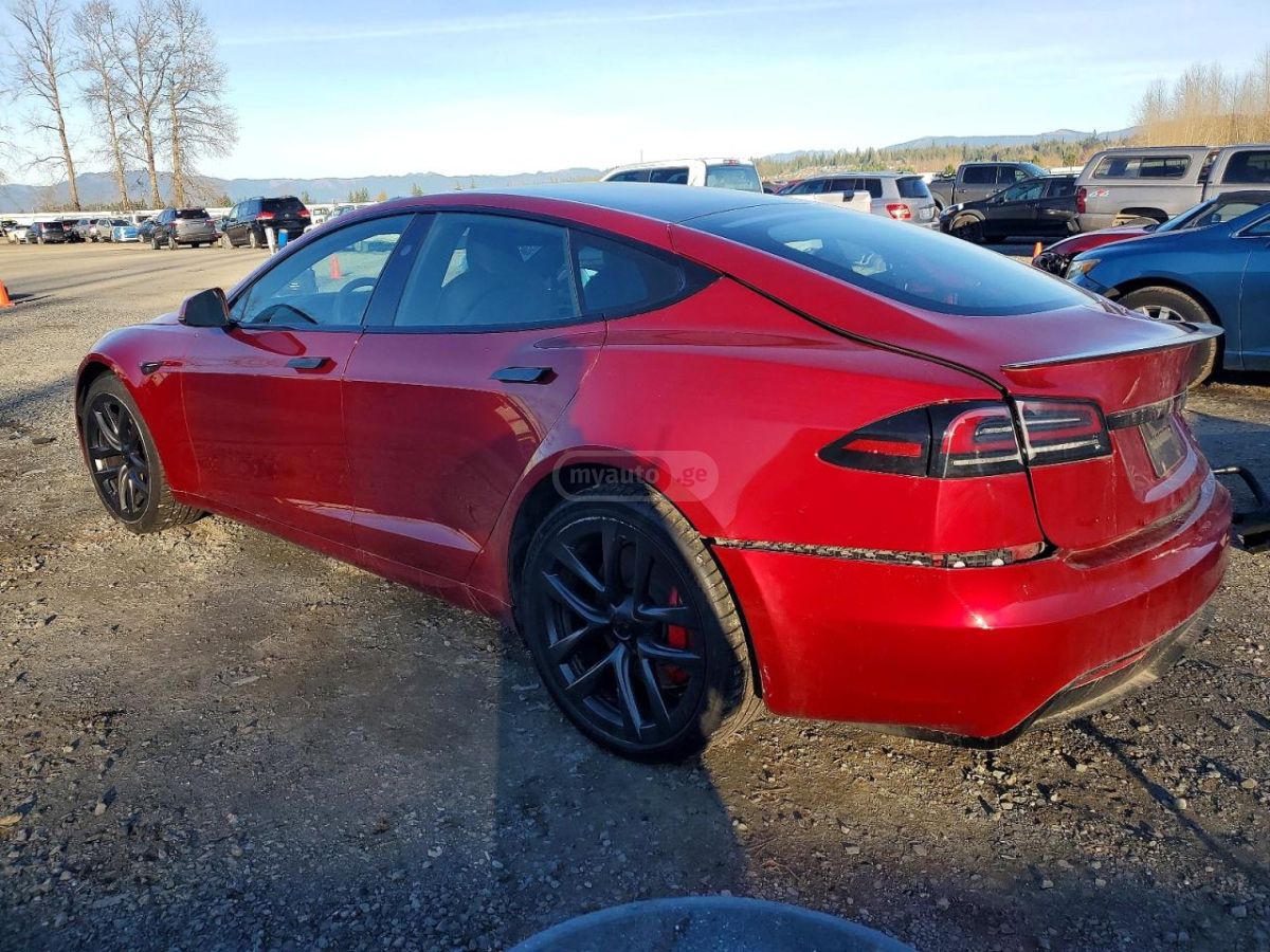 Tesla Model S 2023 — photo 2