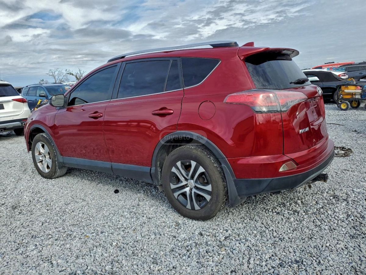 Toyota RAV4 2018 — photo 2