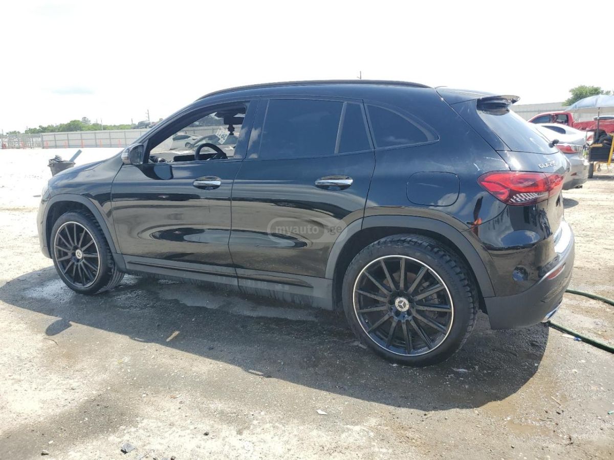 Mercedes-Benz GLA 250 2022 — photo 2