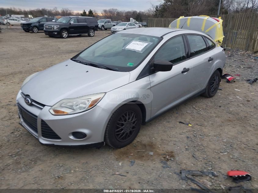 Ford Focus 2014 — photo 2