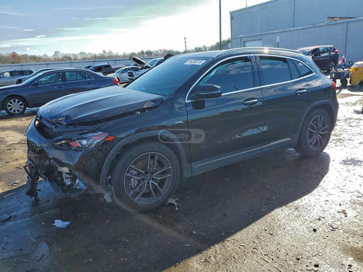 Mercedes-Benz GLA 350