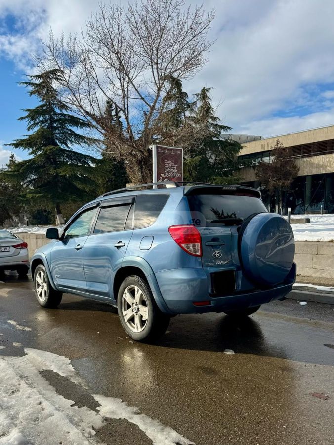 Toyota RAV4 2007 — photo 2