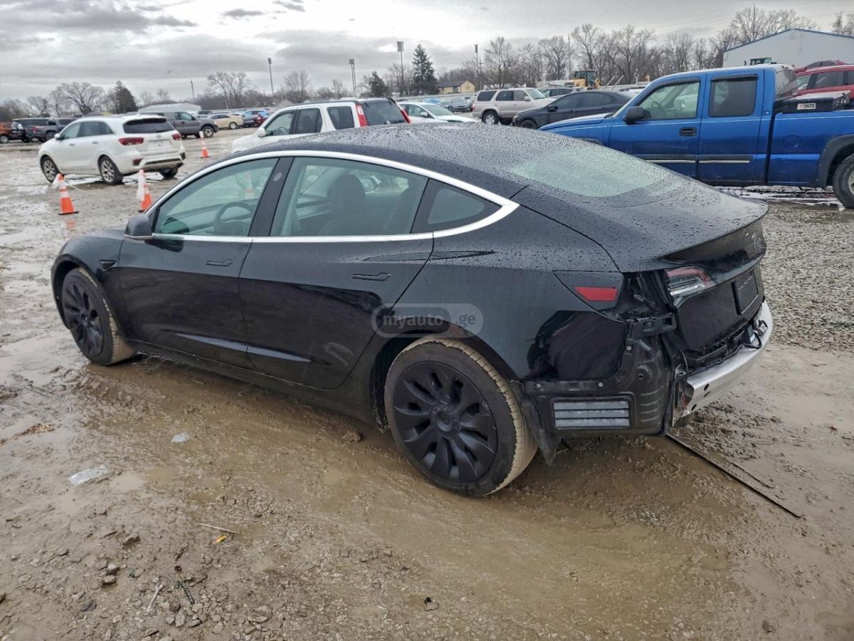 Tesla Model 3 2019 — photo 2