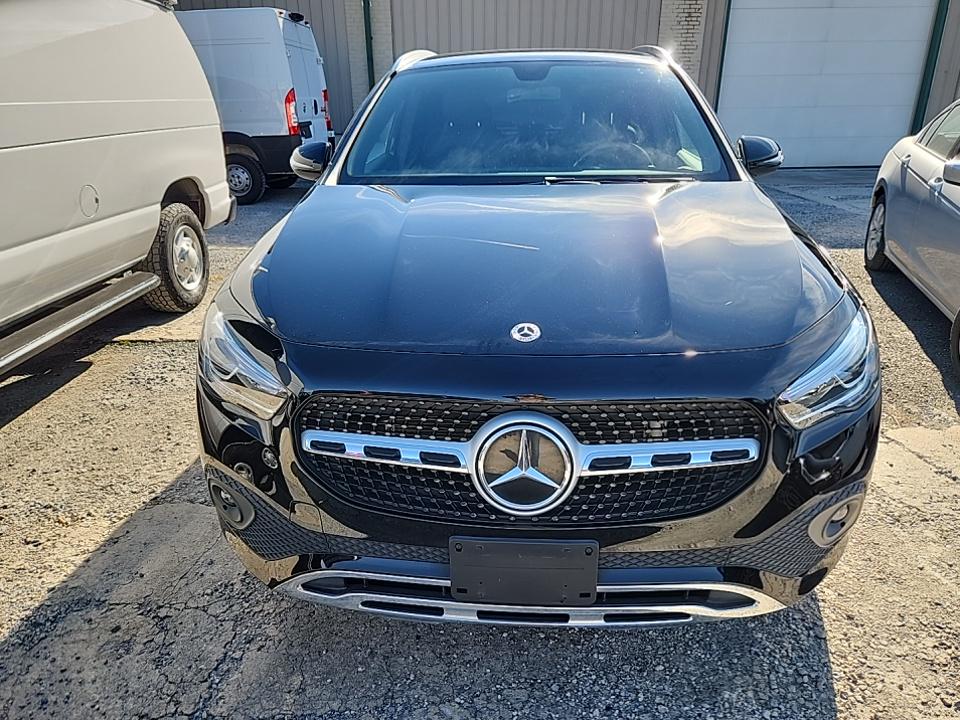 Mercedes-Benz GLA 250 2023 — photo 2