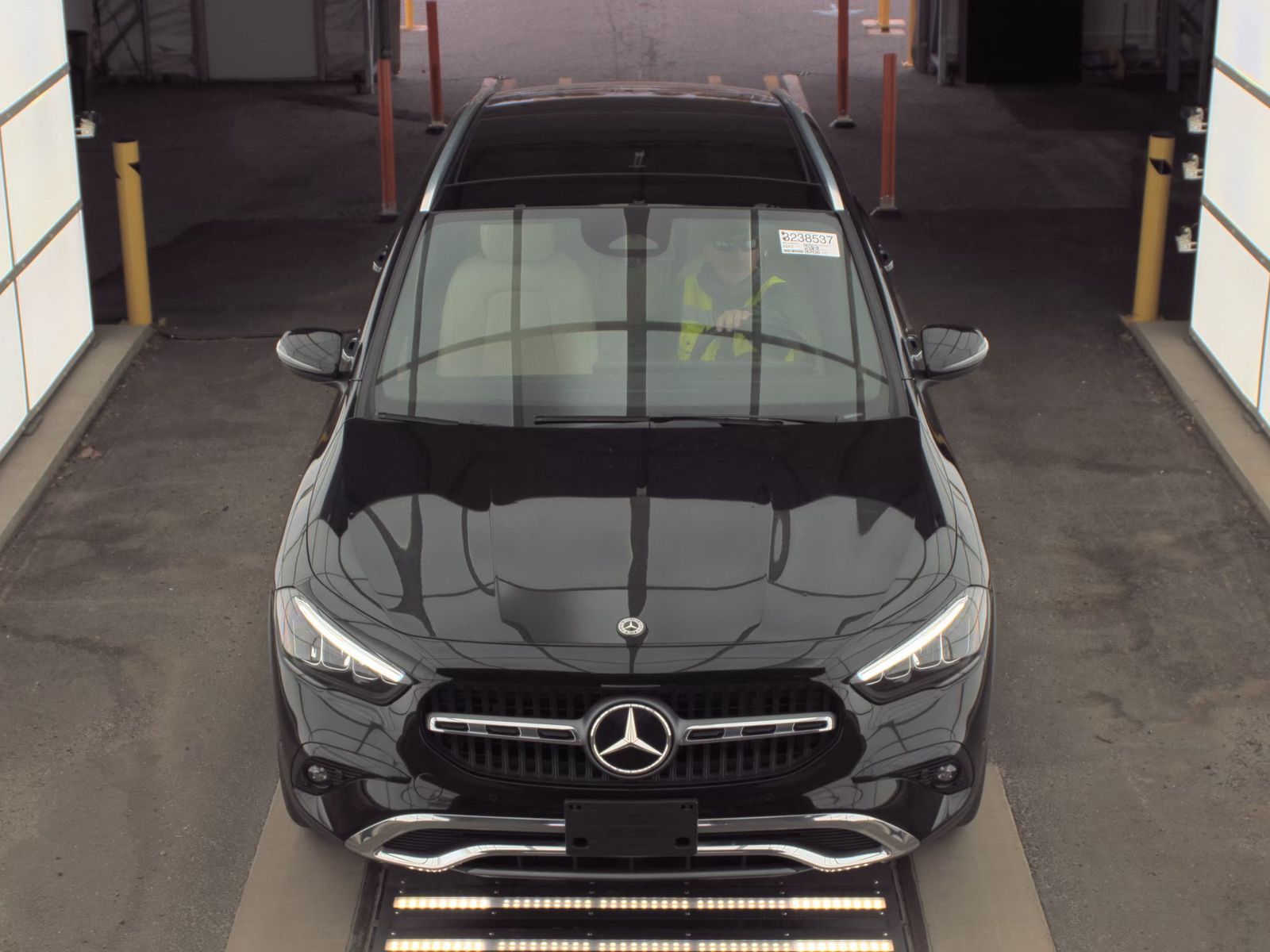 Mercedes-Benz GLA 250 2025 — photo 2
