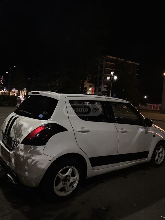 Suzuki Swift 2013 — photo 2