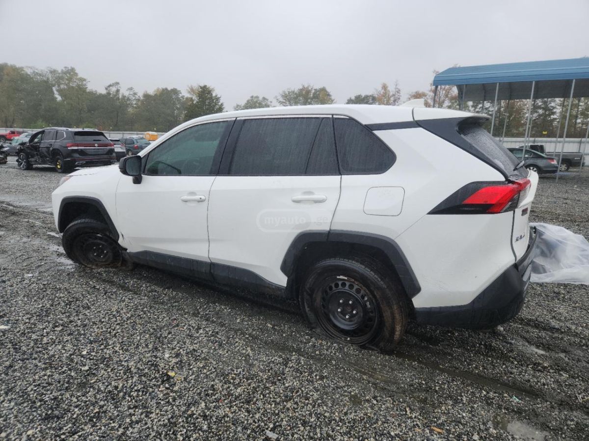 Toyota RAV4 2022 — photo 2