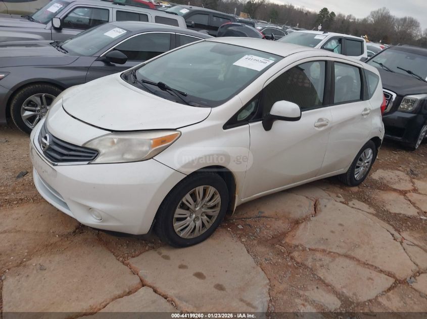 Nissan Versa 2014 — photo 2
