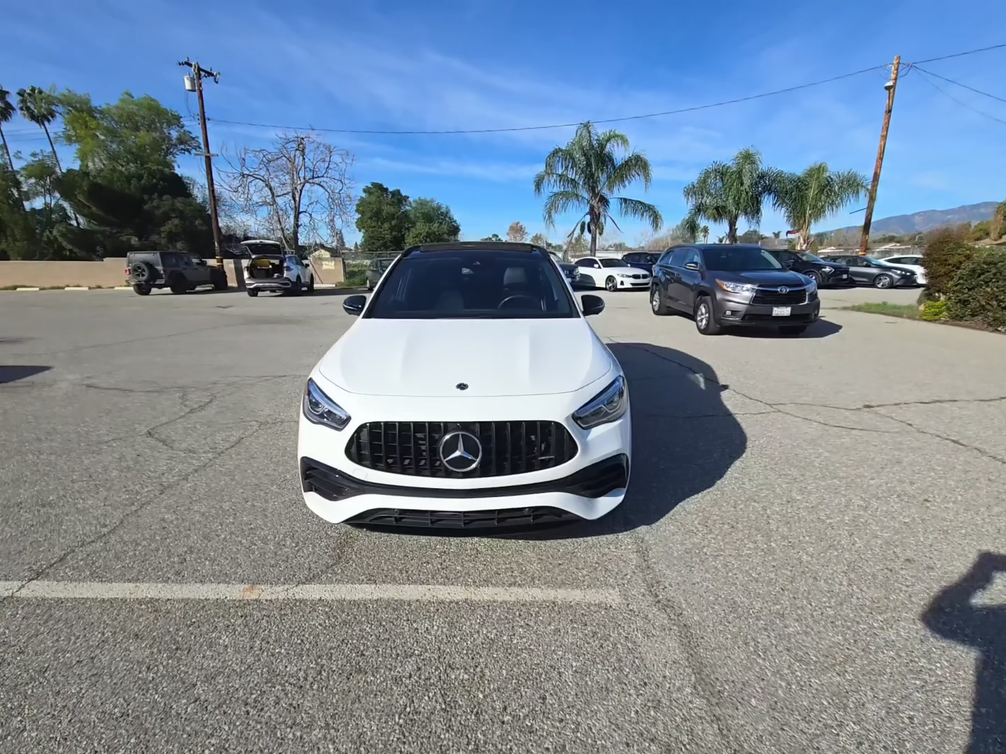 Mercedes-Benz GLA 45 AMG 2022 — photo 2