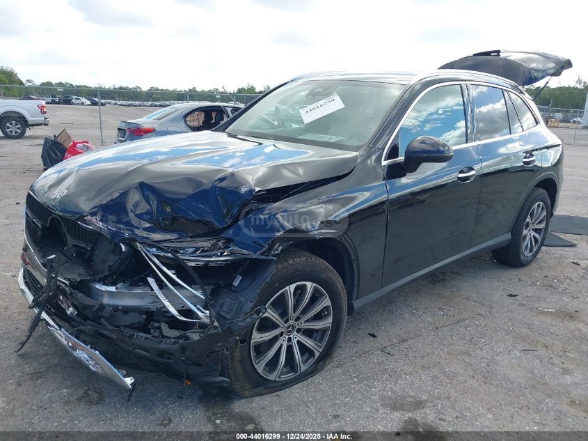 Mercedes-Benz GLC 300 2024 — photo 2