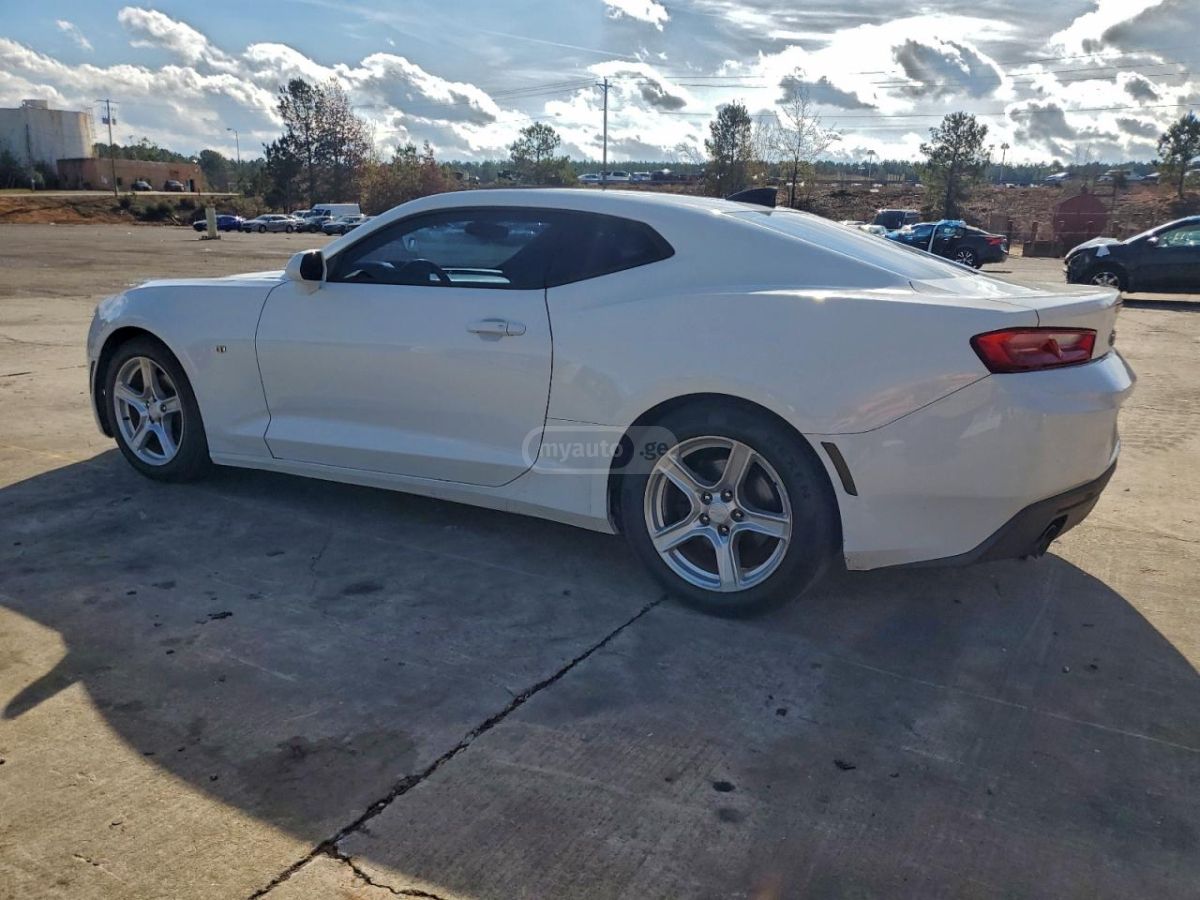 Chevrolet Camaro 2016 — photo 2
