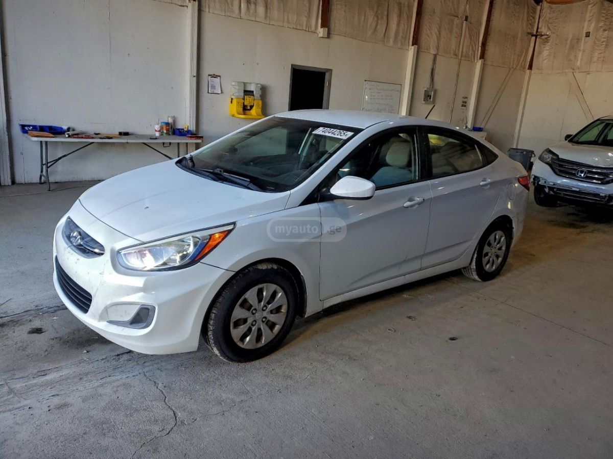 Hyundai Accent