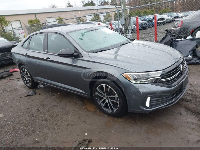 Volkswagen Jetta 2023 — photo 2