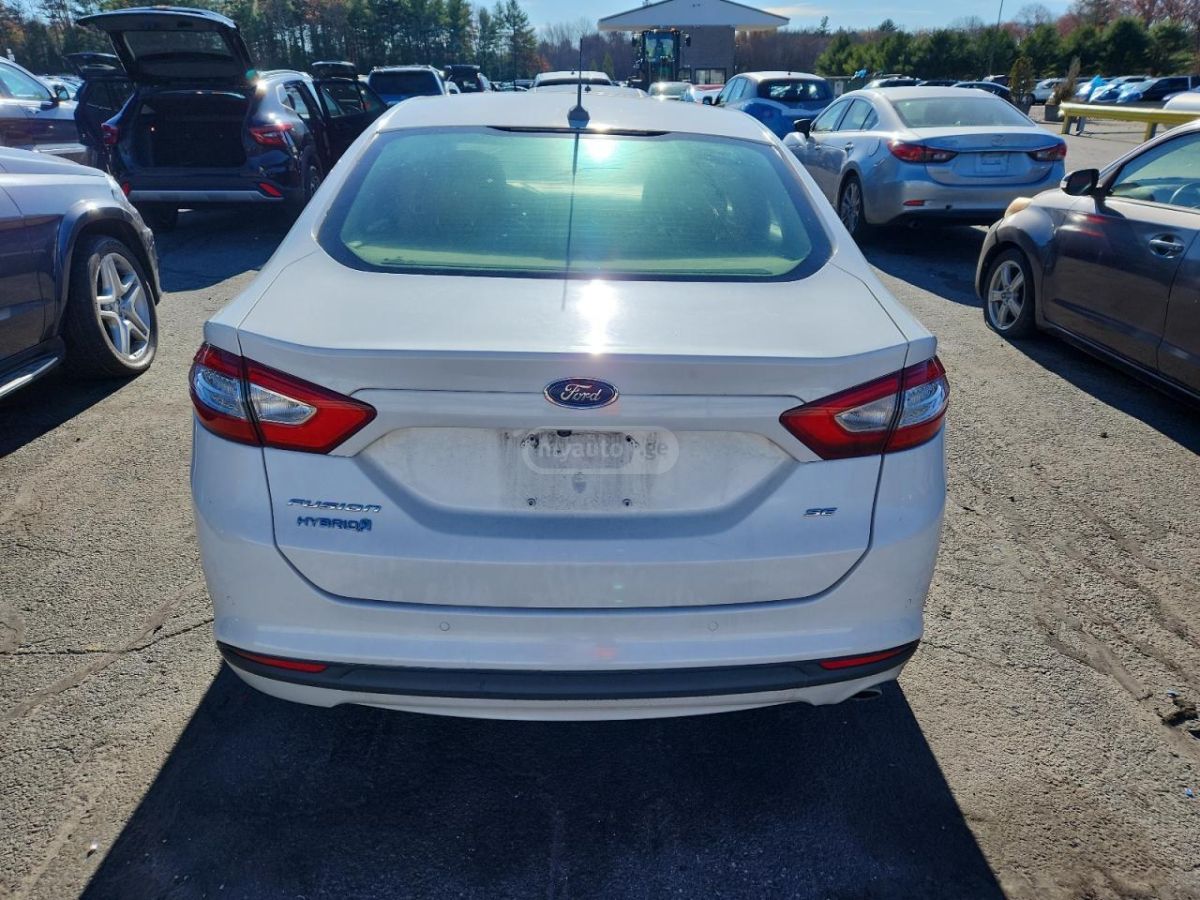 Ford Fusion 2015 — photo 2
