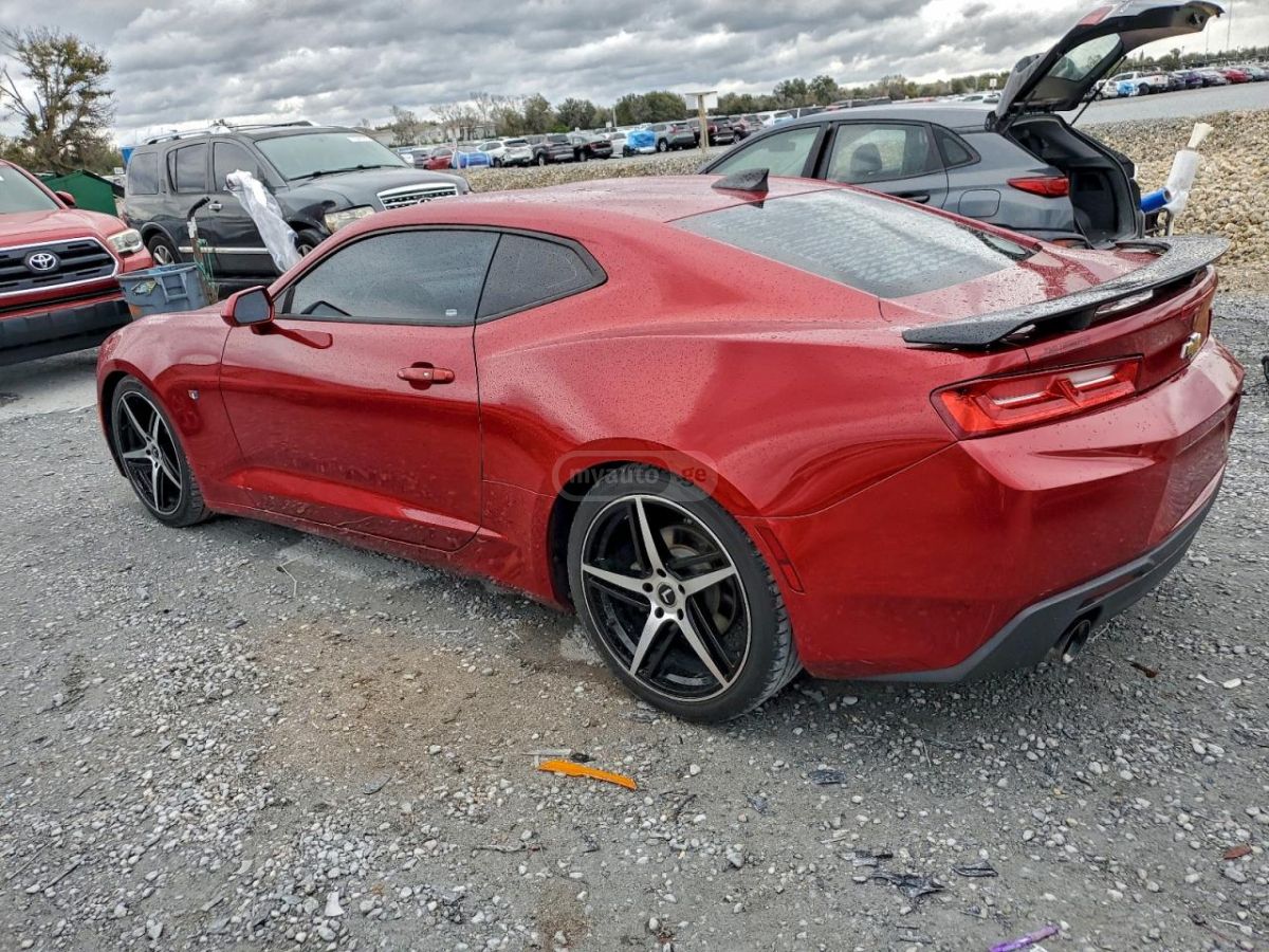 Chevrolet Camaro 2017 — photo 2