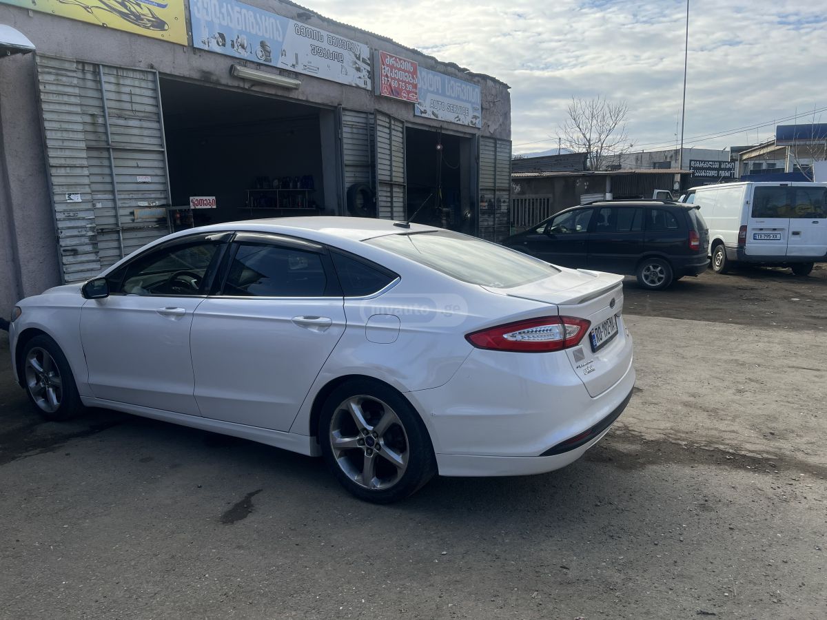 Ford Fusion
