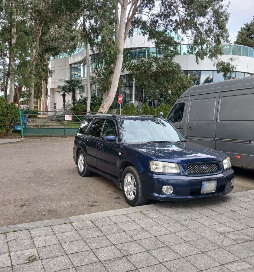 Subaru Forester 2004 — photo 2