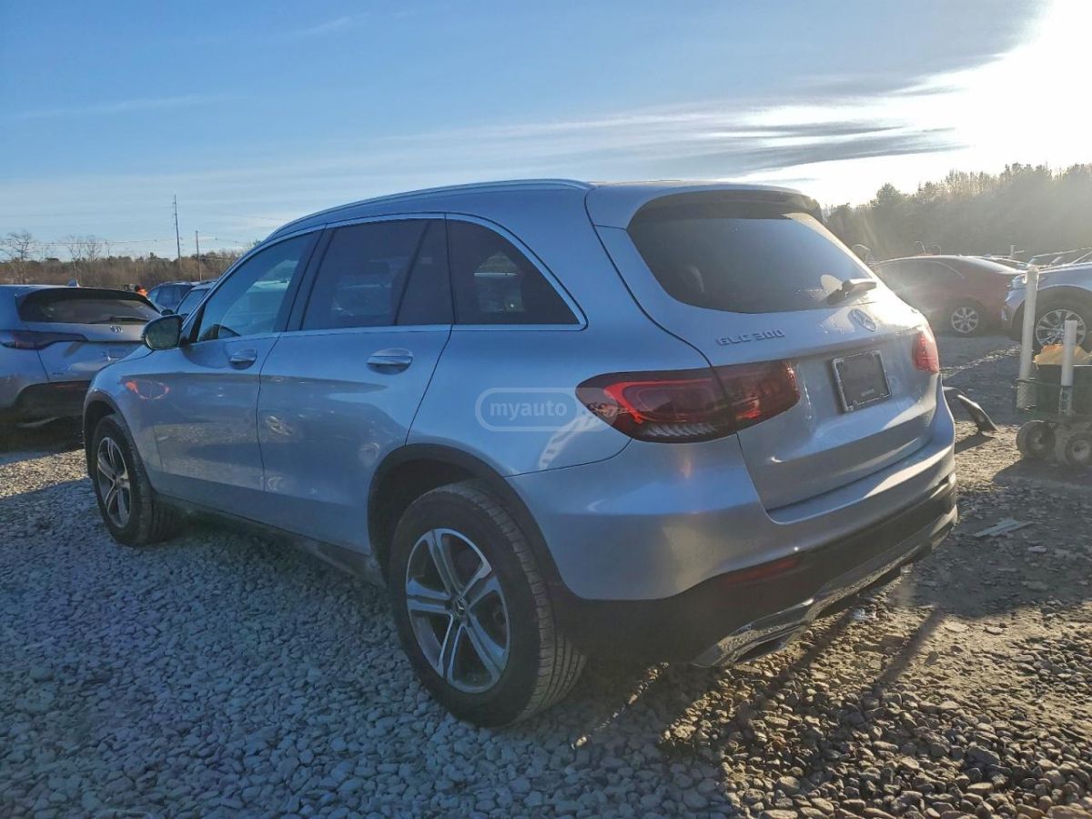 Mercedes-Benz GLC 300 2020 — photo 2