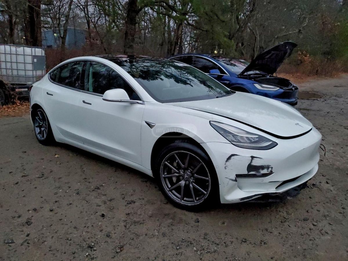 Tesla Model 3 2018 — photo 2