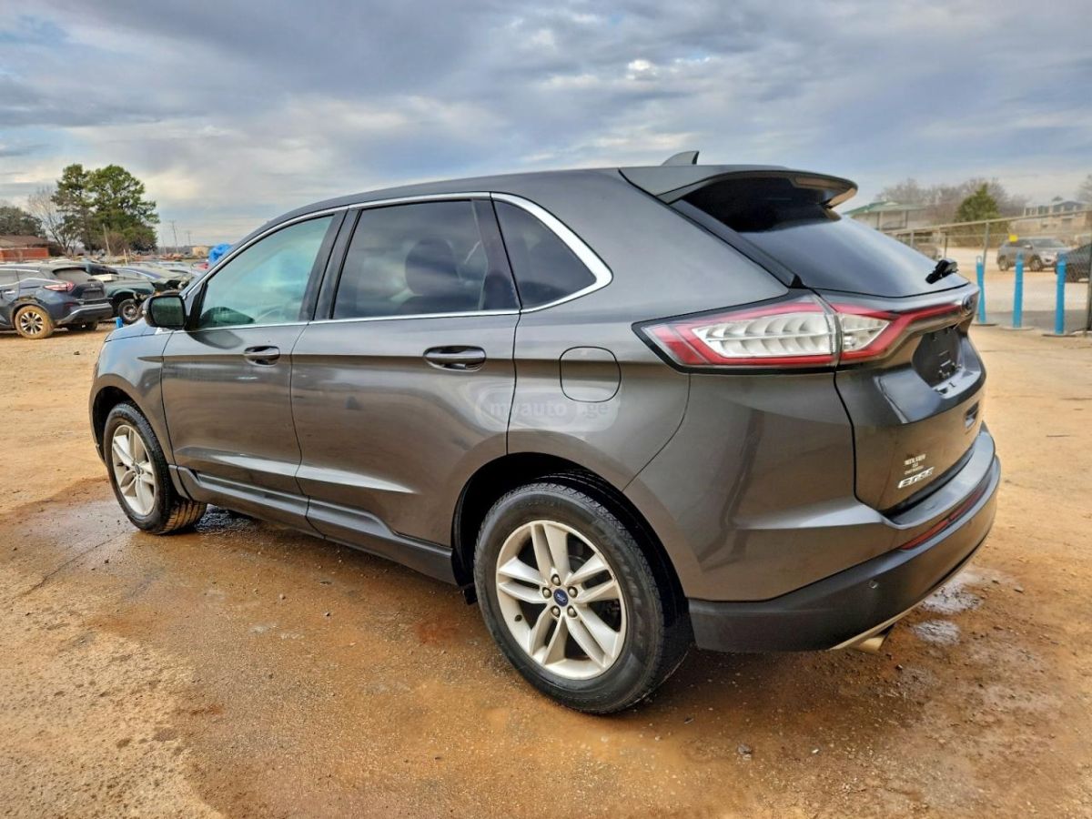 Ford Edge 2018 — photo 2