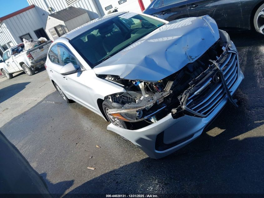 Hyundai Elantra 2018 — photo 2