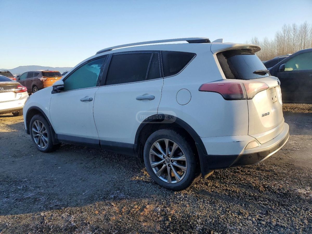 Toyota RAV4 2016 — photo 2