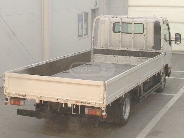 Iran Khodro Dutro 2020 — photo 2