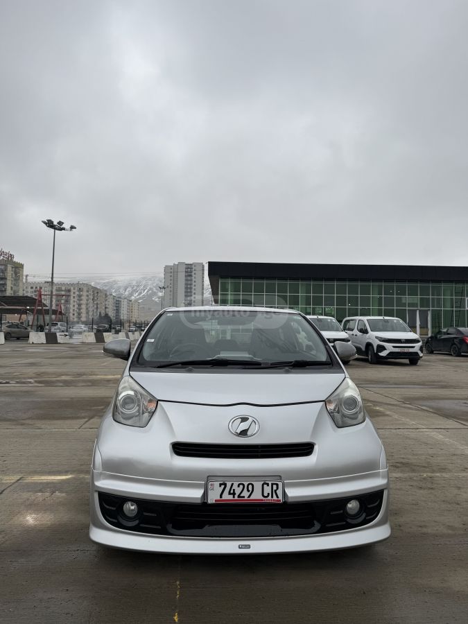 Toyota iQ 2015 — photo 2