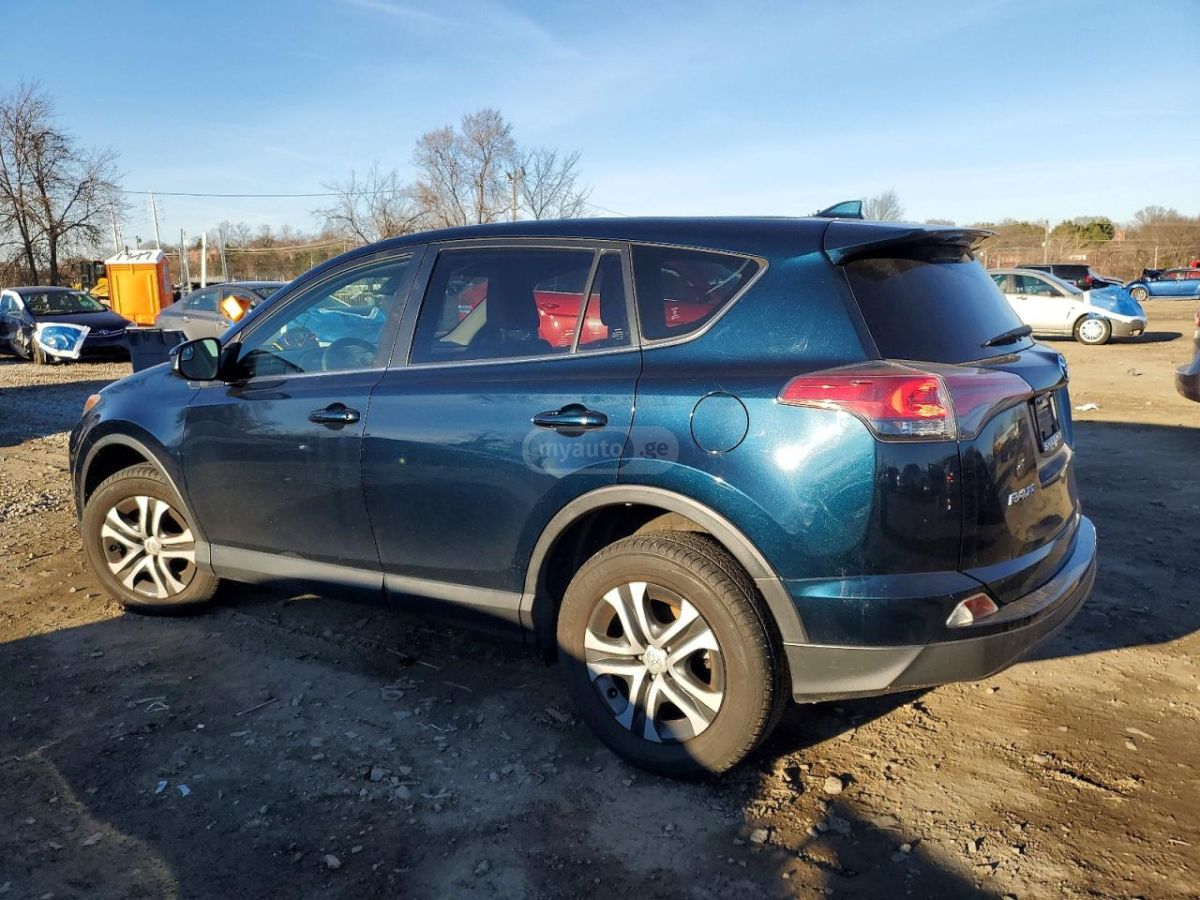 Toyota RAV4 2018 — photo 2