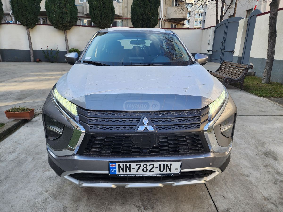 Mitsubishi Eclipse Cross 2025 — photo 2