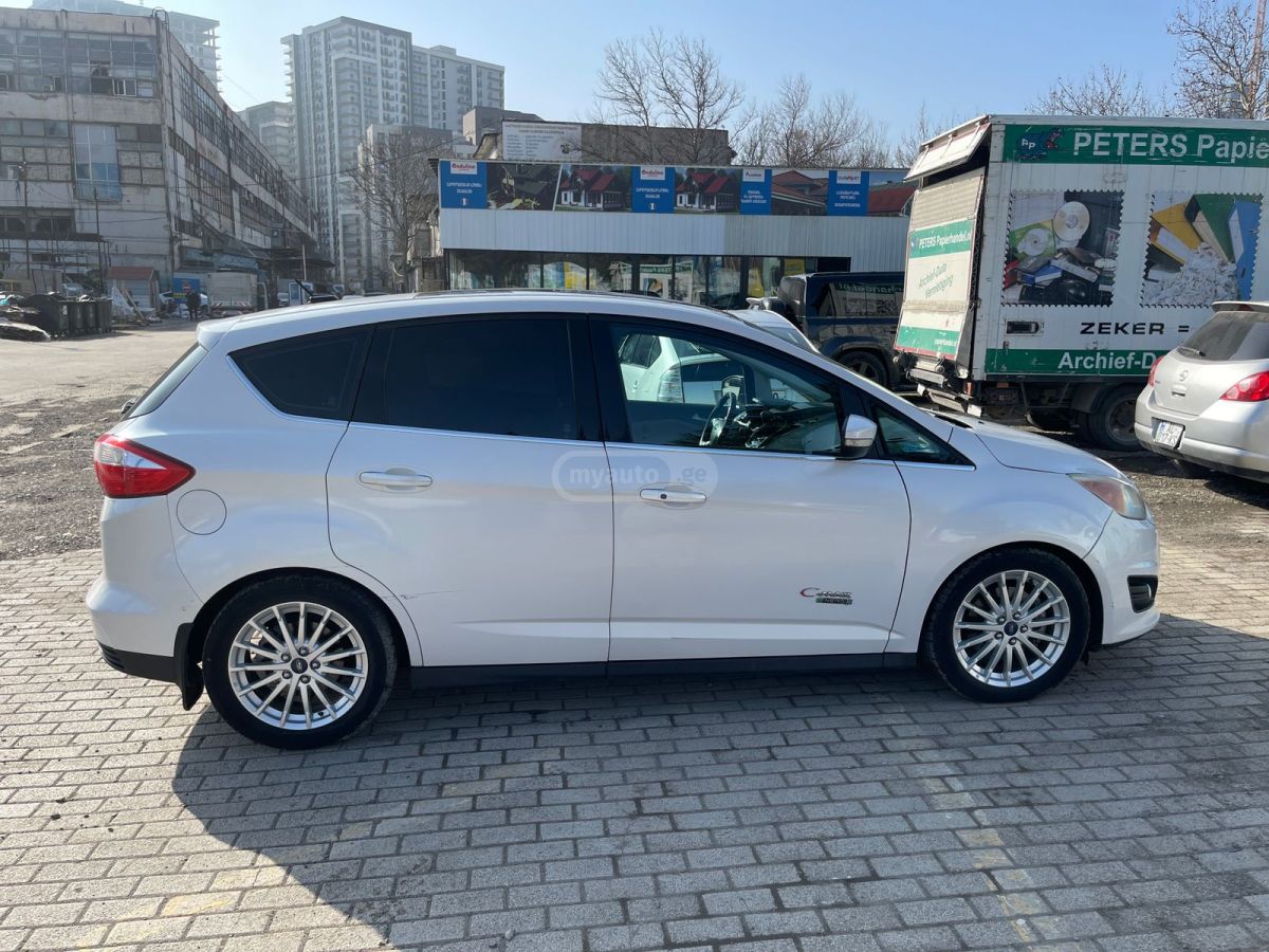 Ford C-Max 2012 — photo 2