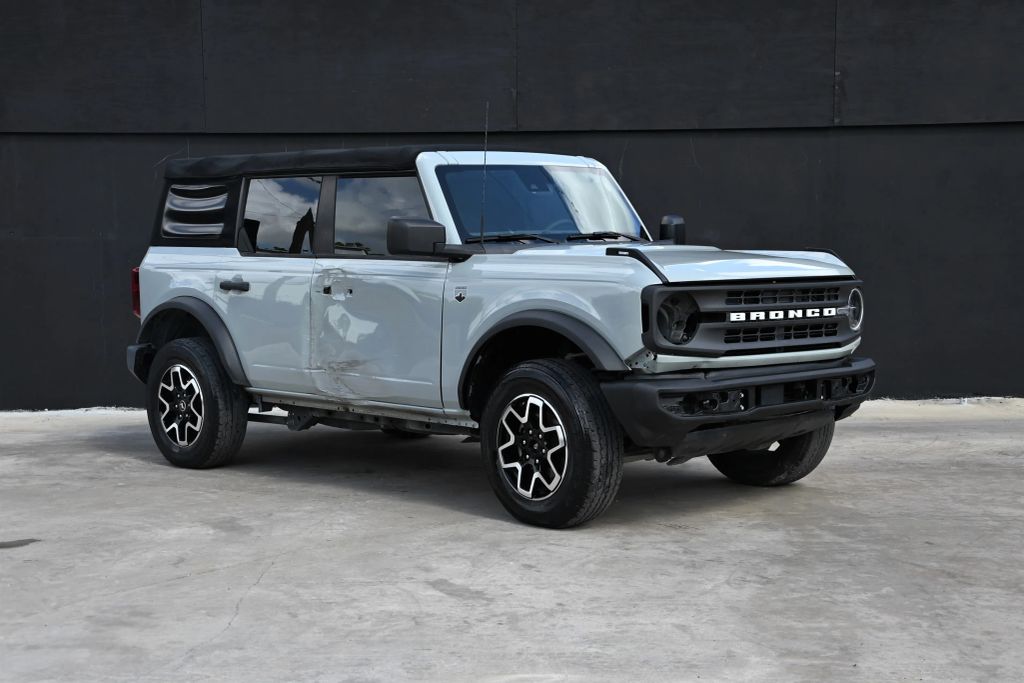 Ford Bronco 2022 — photo 2