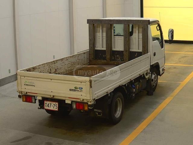 Isuzu Elf 2021 — photo 2