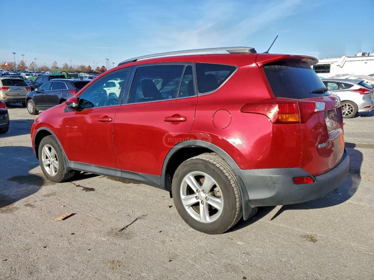 Toyota RAV4 2014 — photo 2