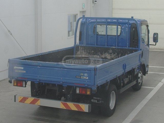 Isuzu Elf 2021 — photo 2